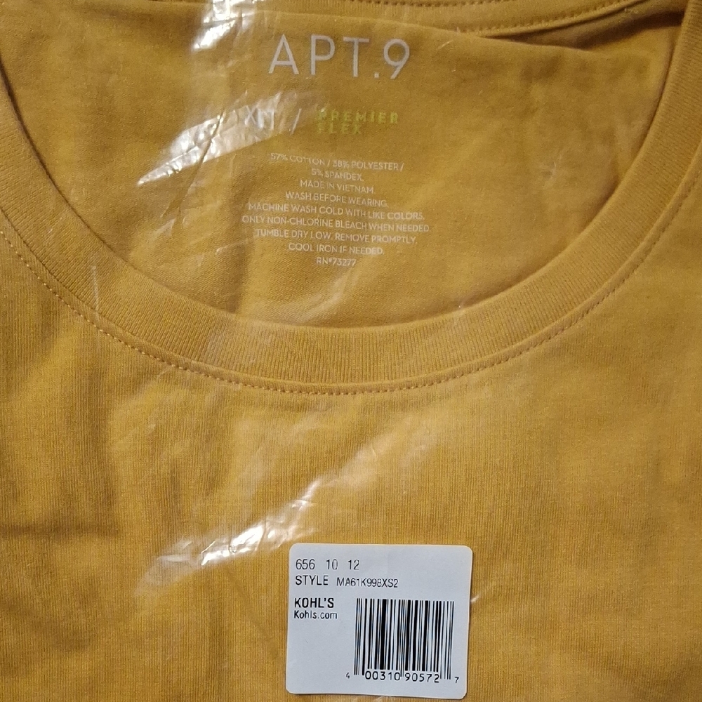 APT.9 Yellow T-Shirt